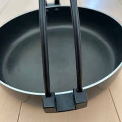 すき焼き用鍋の画像