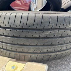 【ヨコハマタイヤ】235/55R19 ノーマルタイヤの画像