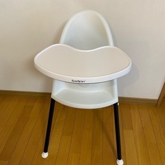 BABYBJÖRN ベビービョルン ハイチェア テーブル付ホワイト　椅子の画像