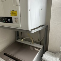 衣類乾燥機乾燥機　台付の画像