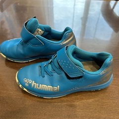 サッカー　スパイク　Hummel   21センチ　の画像