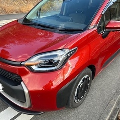 令和5年式　シエンタ　ハイブリッド　Z 