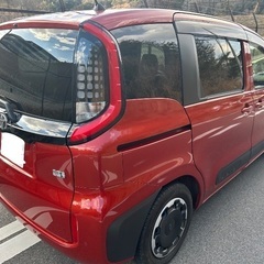 令和5年式　シエンタ　ハイブリッド　Z の画像