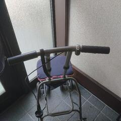 シルバーカーの画像