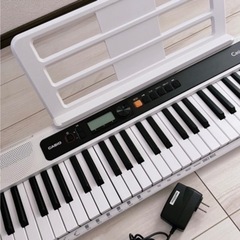 【ほぼ新品】CASIO CT-S200 WE 61鍵盤 Casiotone キーボード 電子ピアノの画像