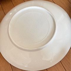 孔雀模様の陶器皿5枚セットの画像