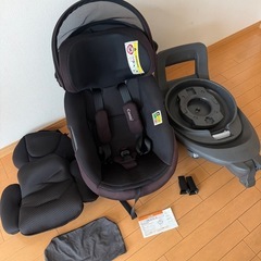 コンビ チャイルドシート
の画像