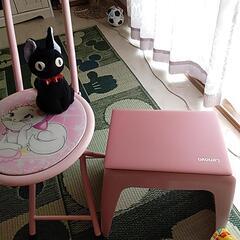 お洒落な小さなノートPC！の画像