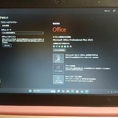 お洒落な小さなノートPC！の画像