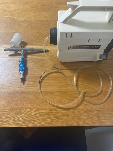 プラモデル用　エアブラシ　塗料　接着剤など