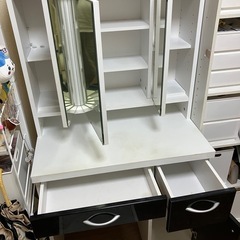 ドレッサー　★無料★ ★受付終了★の画像