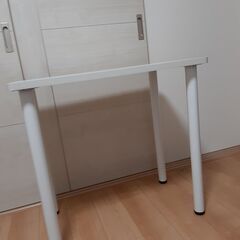 (家具) ダイニングテーブル、台、作業机、作業台、白色、机、美品の画像