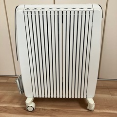 デロンギオイルヒーター　TDDS0915BLの画像