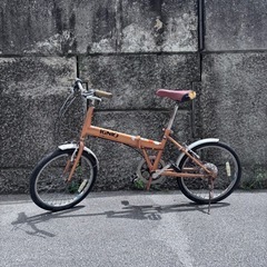 折りたたみ自転車の画像