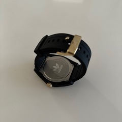 【未使用品】adidas アディダス ADH2912 腕時計 ブラック×ゴールドの画像