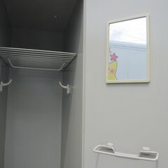 2人用ロッカー　鍵あり　ニューグレー　イトーキ製　608ｘ515ｘ1790の画像