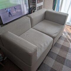 IKEA　2〜3人掛けソファ　イケア　オットマン付