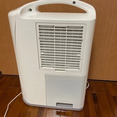 コロナ　衣類乾燥除湿機　2020年製の画像