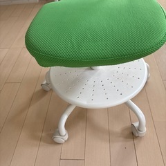 IKEA デスクチェアーの画像