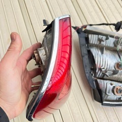 17マジェスタテールランプの画像