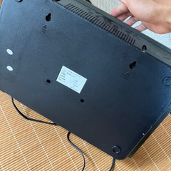 波の部分が光る壁掛けの画像