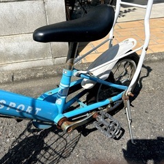 【値下げしました】子供用自転車 水色 14インチ アシストバー付き の画像
