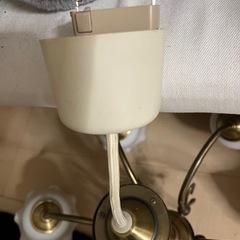 ヨーロッパアンティーク調 シャンデリアの画像