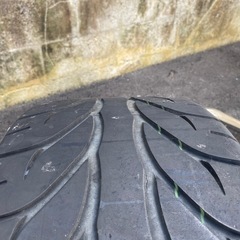 タイヤ２本の画像