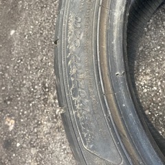 タイヤ２本の画像