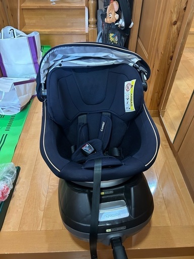 コンビ　チャイルドシート