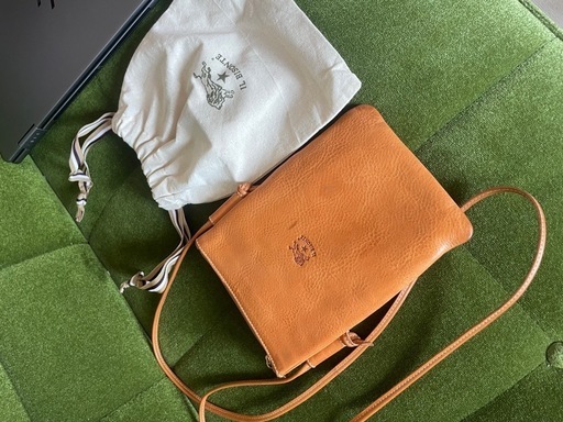 美品　イルビゾンテ　ショルダーバッグ