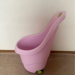 おもちゃ入れの画像