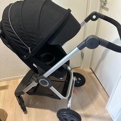 STOKKEベビーカーの画像