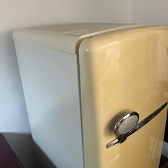 レトロな冷蔵庫　ナショナルWILL NR-B16RAの画像
