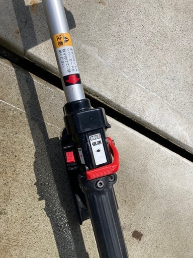 ゼノア　背負式草刈機　刈り払い機