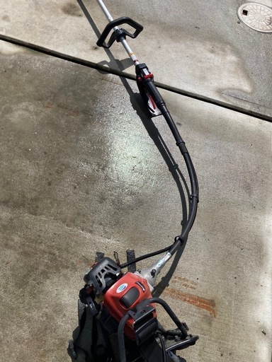 ゼノア　背負式草刈機　刈り払い機