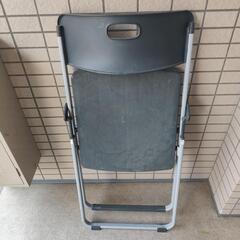 ニトリ椅子の画像