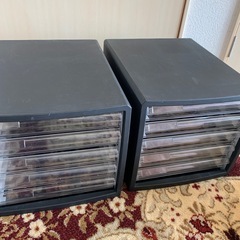 書類ケース.衣類ケースの画像
