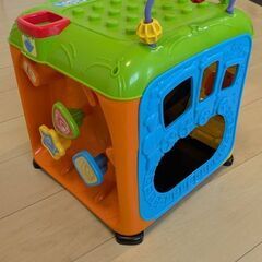 バイリンガル楽しさMAX！究極のABCビッグキューブ　トイザらス　おもちゃの画像