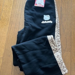 (新品)ハローキティ裏起毛ラインパンツの画像