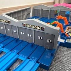 大きな列車メンテナンスステーションの画像