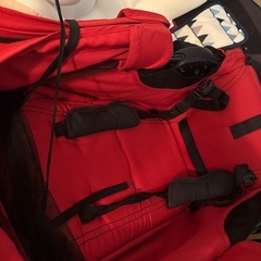 双子 年子 ベビーカー britax　ブリタックス 赤黒の画像