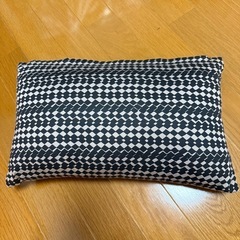 Francfranc 刺繍クッション　カバー取り外しできます✨✨の画像