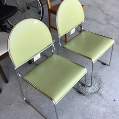 ※1台当たりの価格です　スタッキングチェア　椅子　中古品　在庫2台の画像