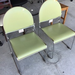 ※1台当たりの価格です　スタッキングチェア　椅子　中古品　在庫2台の画像