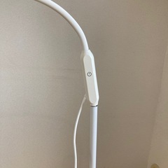 ニトリ　フロアランプの画像