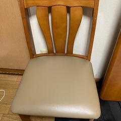ダイニングテーブル・椅子２脚の画像