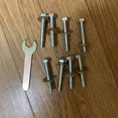 ダイニングテーブル・椅子２脚の画像