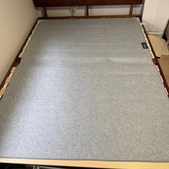 ベッドフレーム　タンスのゲン