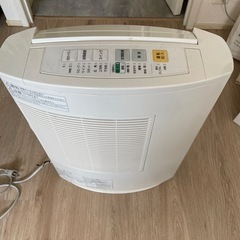 Panasonic 除湿乾燥機　F-YZF100 の画像